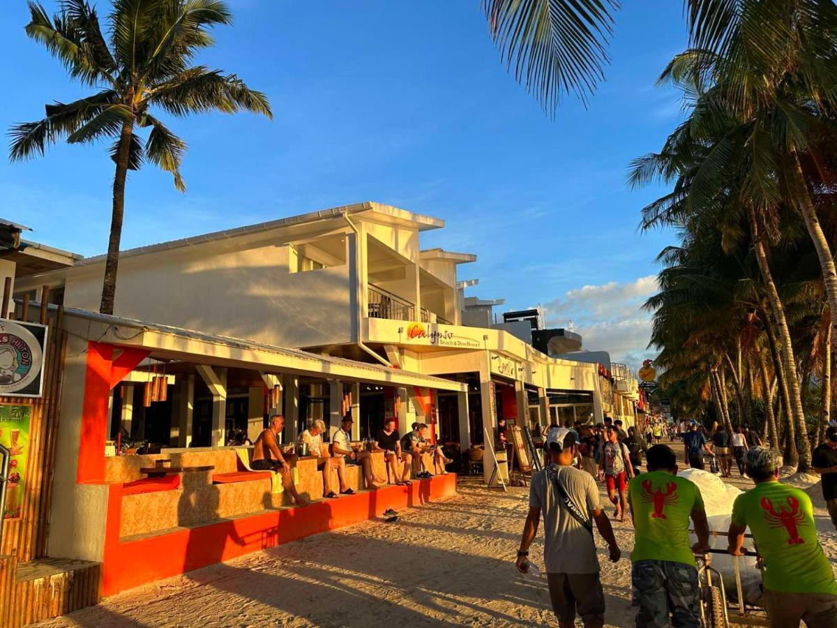 Calypso Beach And Dive Resort Manoc-Manoc Exterior foto