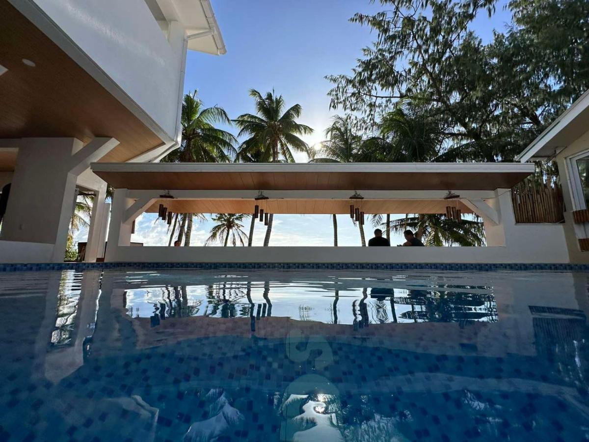 Calypso Beach And Dive Resort Manoc-Manoc Exterior foto